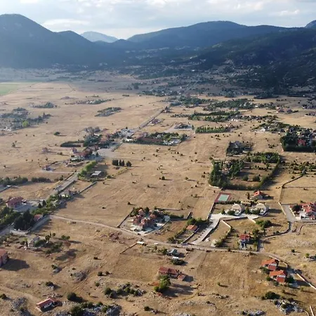 Dianne - Your In Mount Parnassos Villa