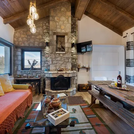 Villa Dianne - Your In Mount Parnassos *