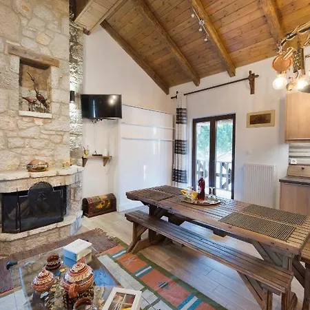 Villa Dianne - Your In Mount Parnassos Arachova